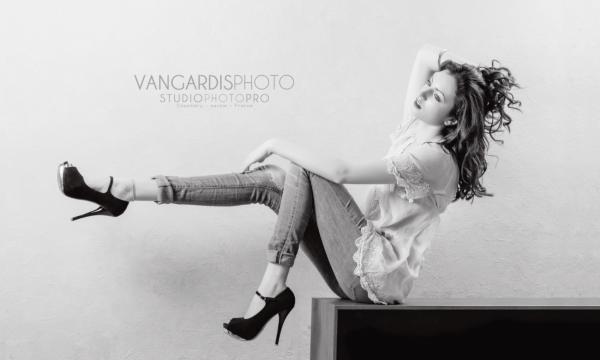 PHOTOGRAPHE CHAMBERY VANGARDIS  - Photographe shooting photo chambery vangardis am-s22650